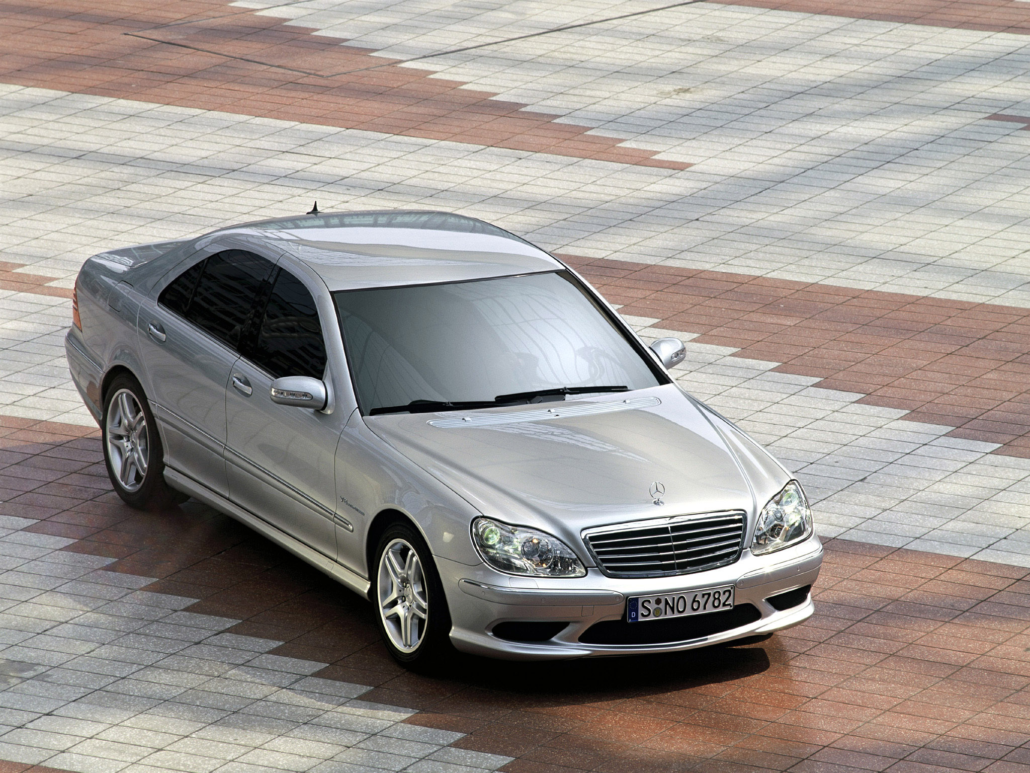 Mercedes-Benz w220