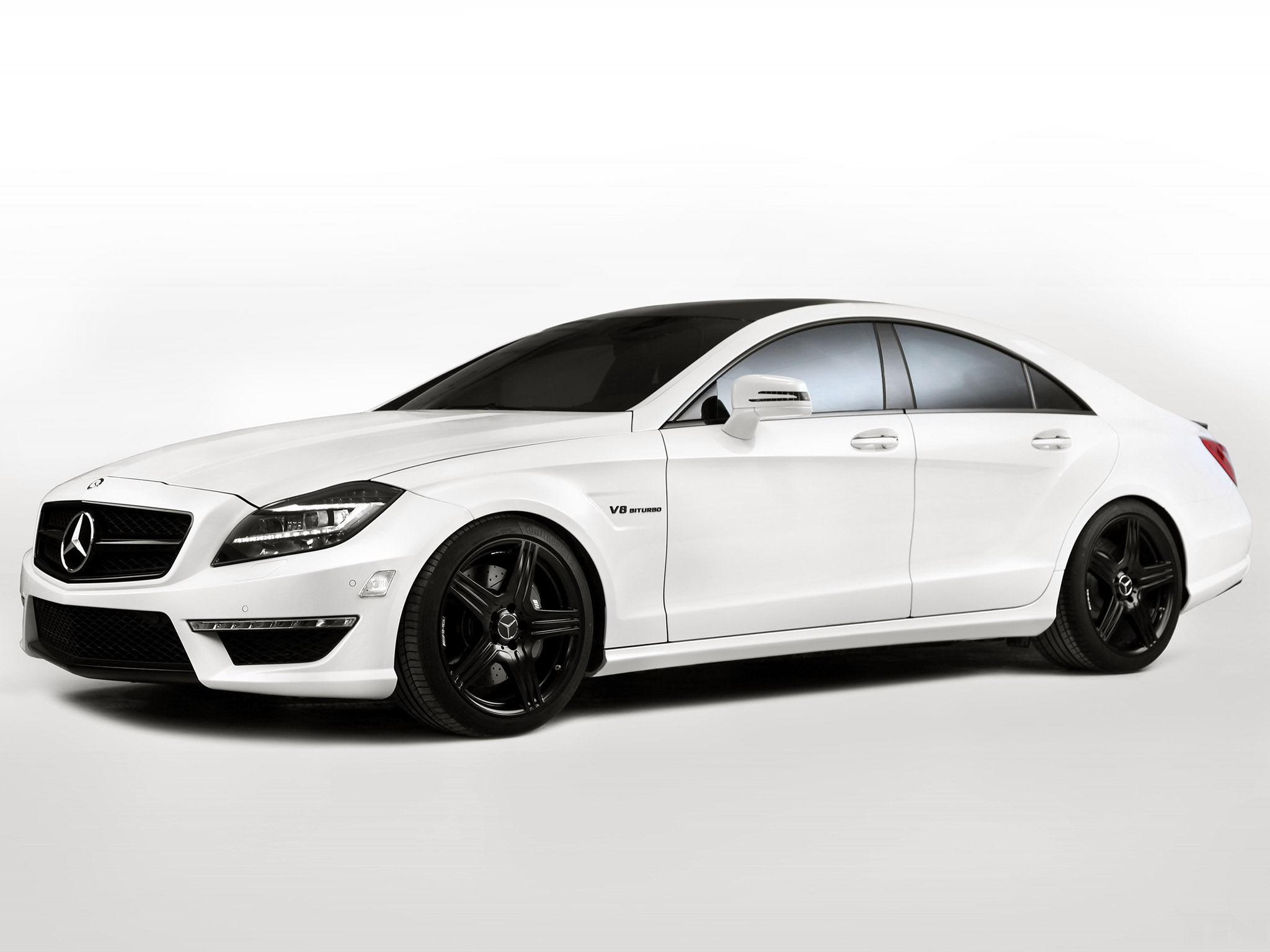 Мерседес CLS 63 AMG белый