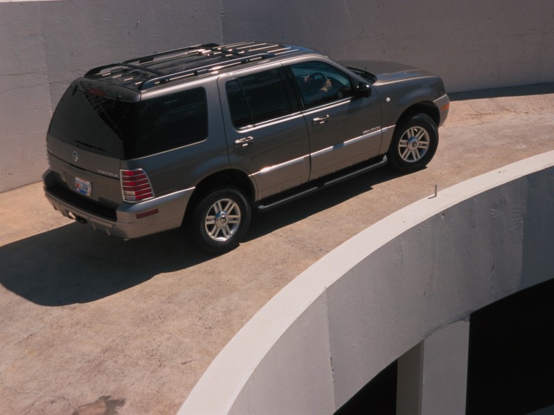 Car in pictures – car photo gallery » Mercury Mountaineer 2002 Photo 03