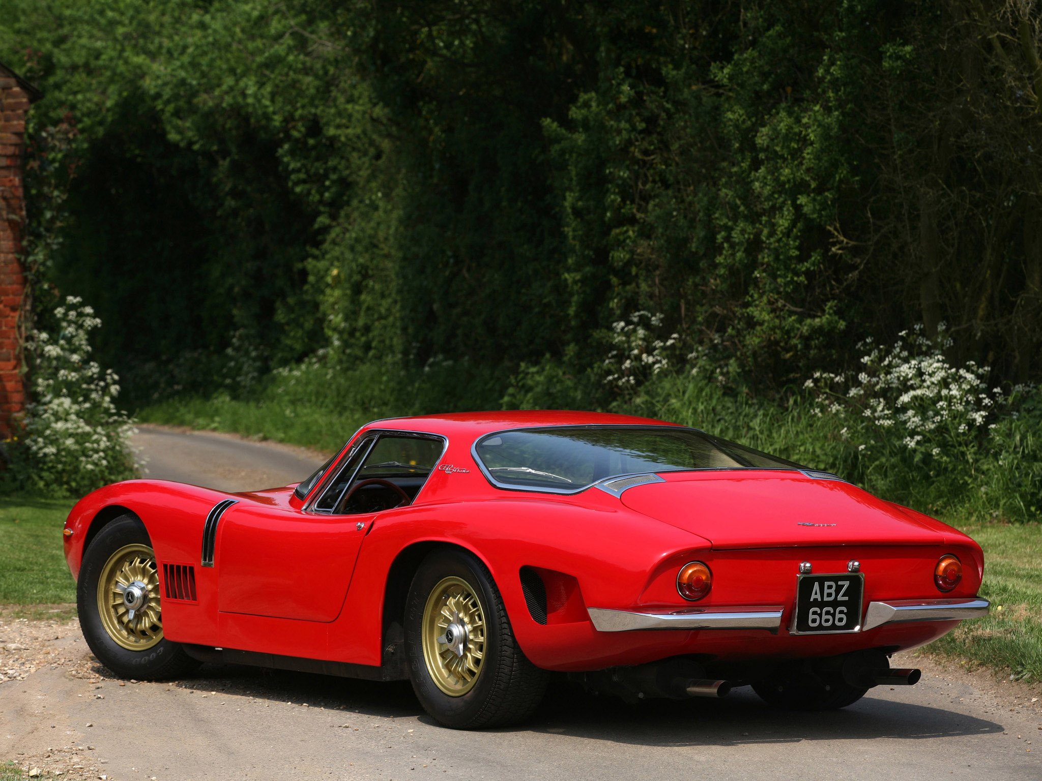 Bizzarrini-5300-GT-Strada-1966-1968-Phot