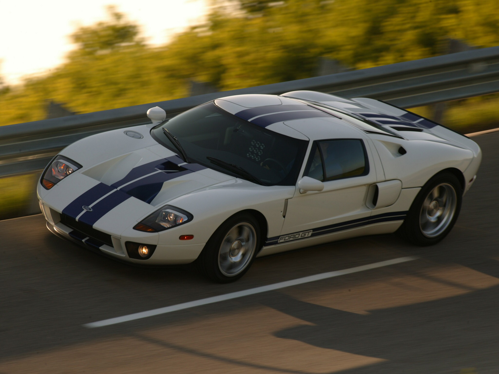 Ford gt 2003